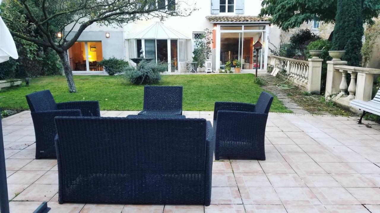 La Maison Blanche Blaye Exterior foto