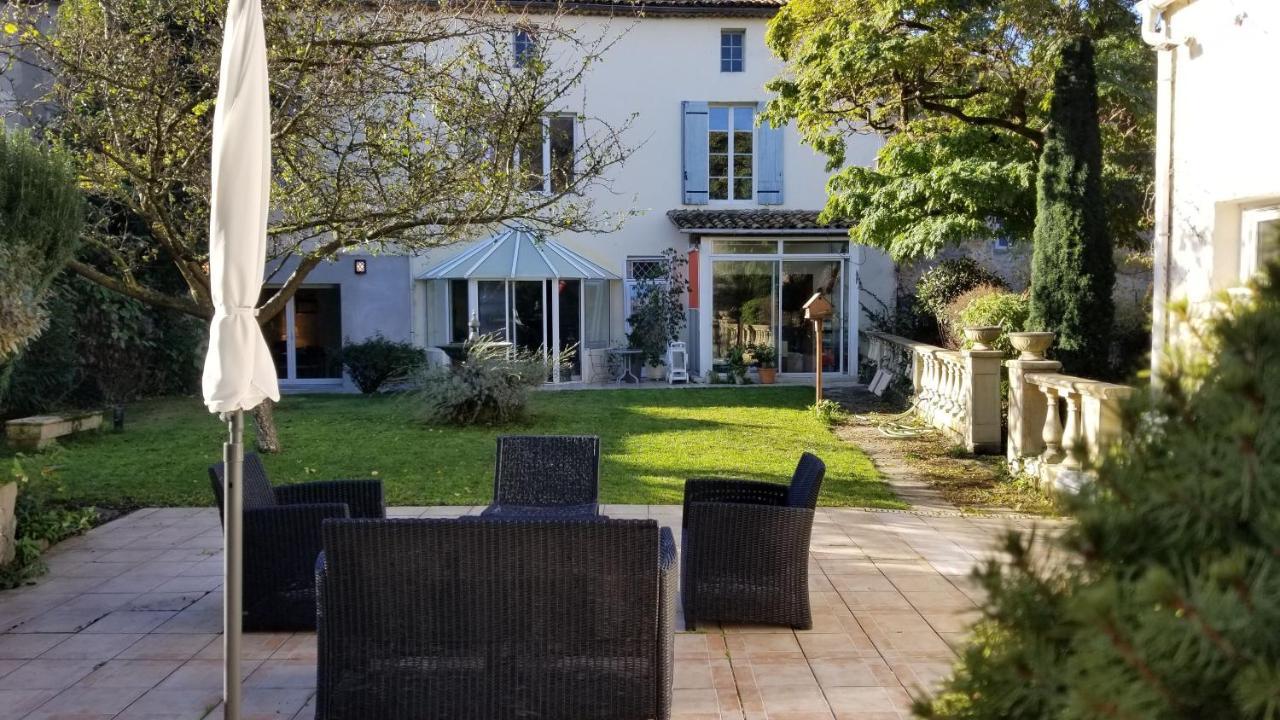 La Maison Blanche Blaye Exterior foto